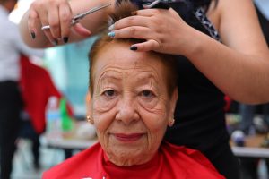 Un corte una sonrisa 2